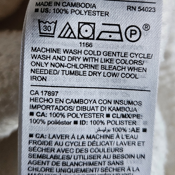 🌺Old Navy Fleece Hoodie - Picture 5 of 5